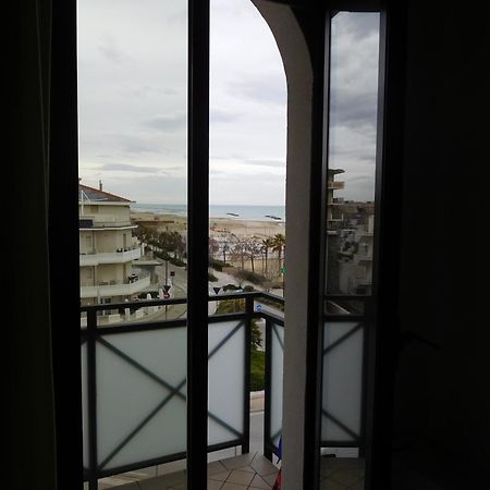 Gabbiano Apartments Rimini Zewnętrze zdjęcie