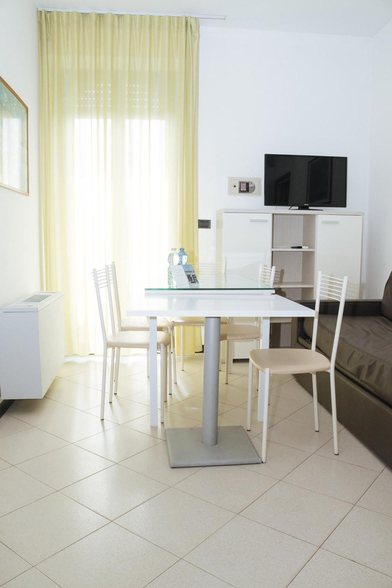 Gabbiano Apartments Rimini Zewnętrze zdjęcie